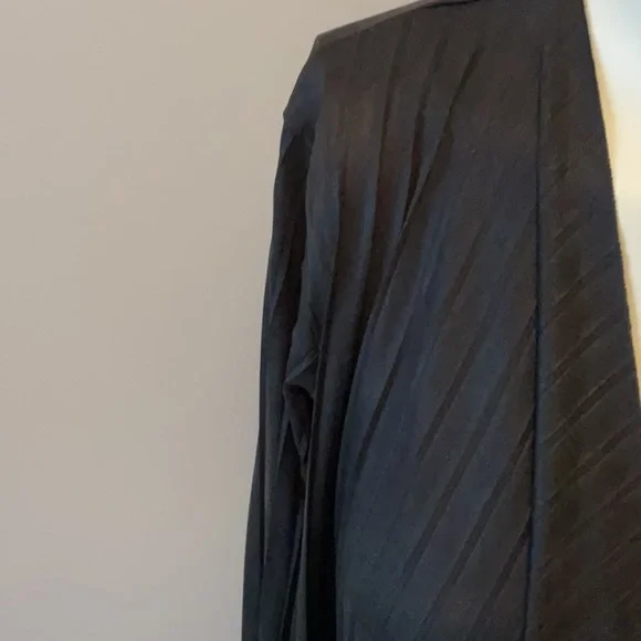 Draped Plisse Cardigan/Jacket - Picture 3 of 9